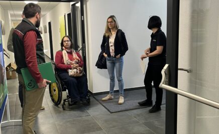 Jan Rommelfanger begrüßt Ellen Kubica